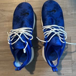 - Nike Presto like new